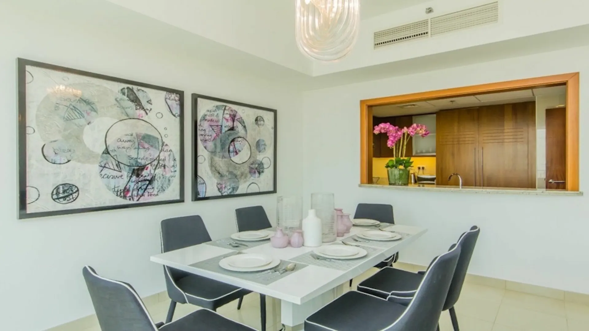 Appartement Dhh - Standpoint à Dubaï 0*,  Émirats arabes unis
